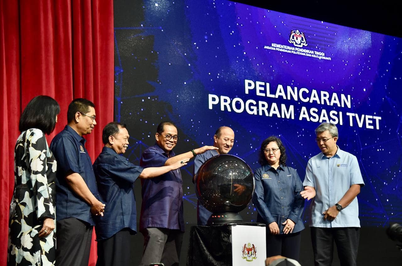 KPT perkenal pengajian hibrid, libatkan 95 program universiti awam ...